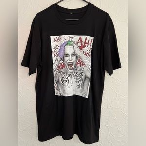 MENS SIZE SMALL SUICIDE SQUAD JOKER SCREAM INSANE SHIRT NWOT